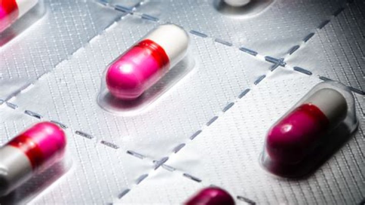 Are benadryl and solumedrol compatible?