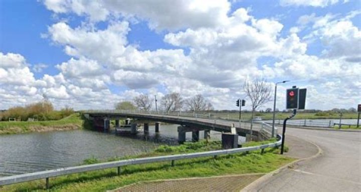 Does ten mile bank flood?
