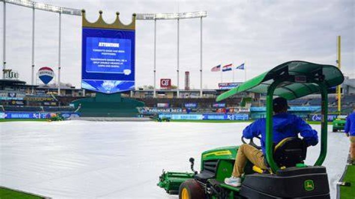 Why brewers game postponed?