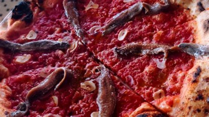 Will anchovies have bones?
